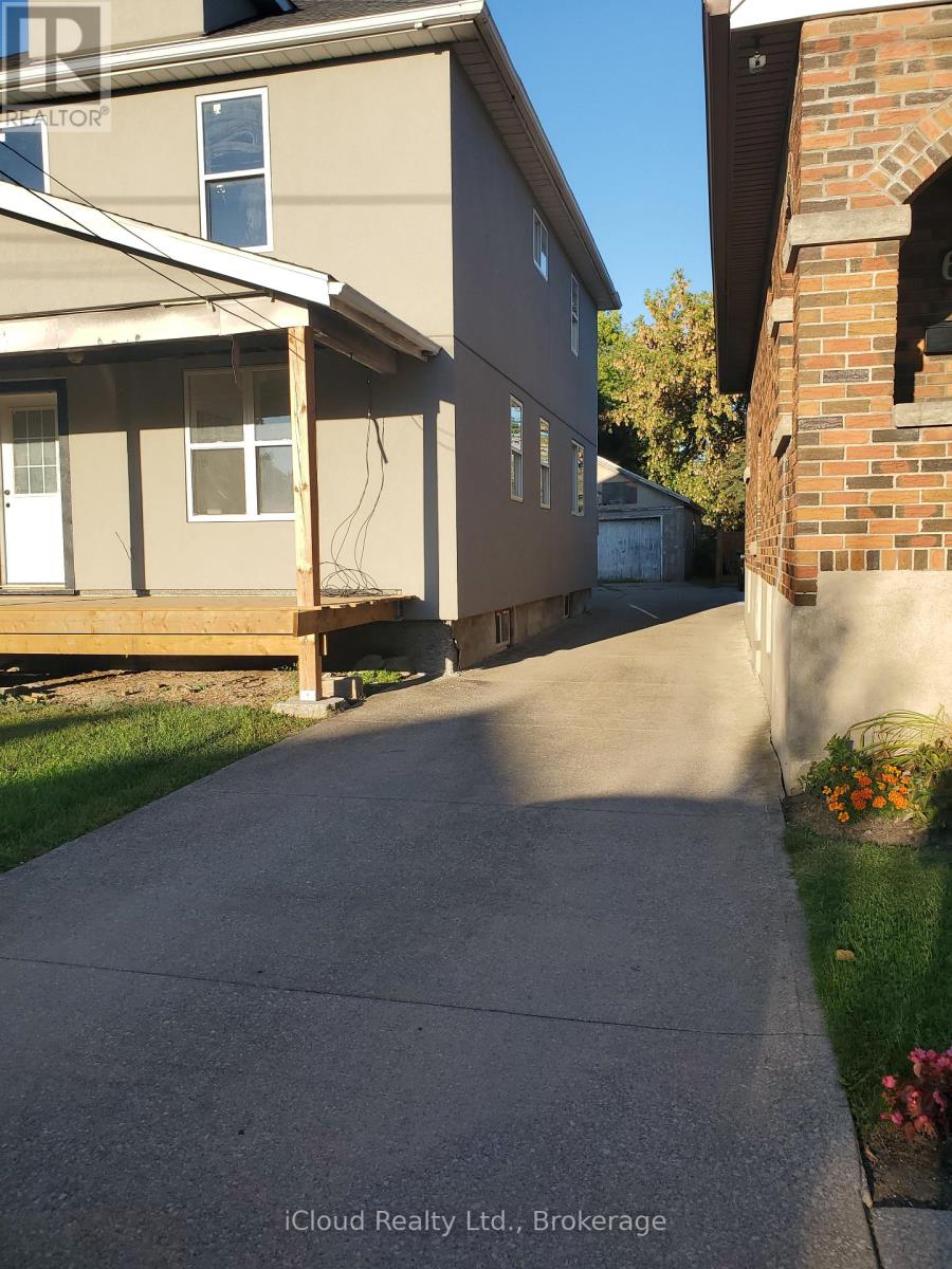 62 Currie Street, St. Catharines (Facer), Ontario  L2M 5M8 - Photo 11 - X12453514