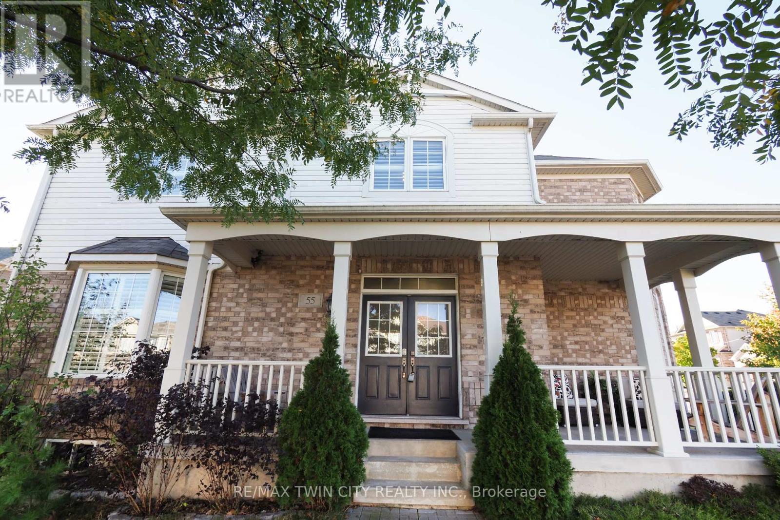 55 Dalton Drive, Cambridge, Ontario  N3C 0E8 - Photo 4 - X12453515