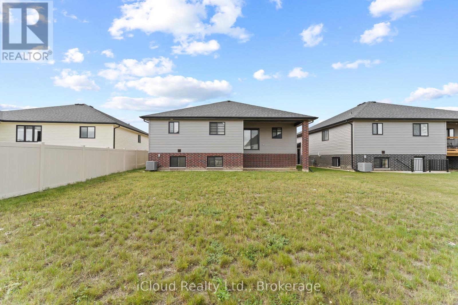 22 Kingsbridge Drive, Amherstburg, Ontario  N9V 4A4 - Photo 29 - X12453524