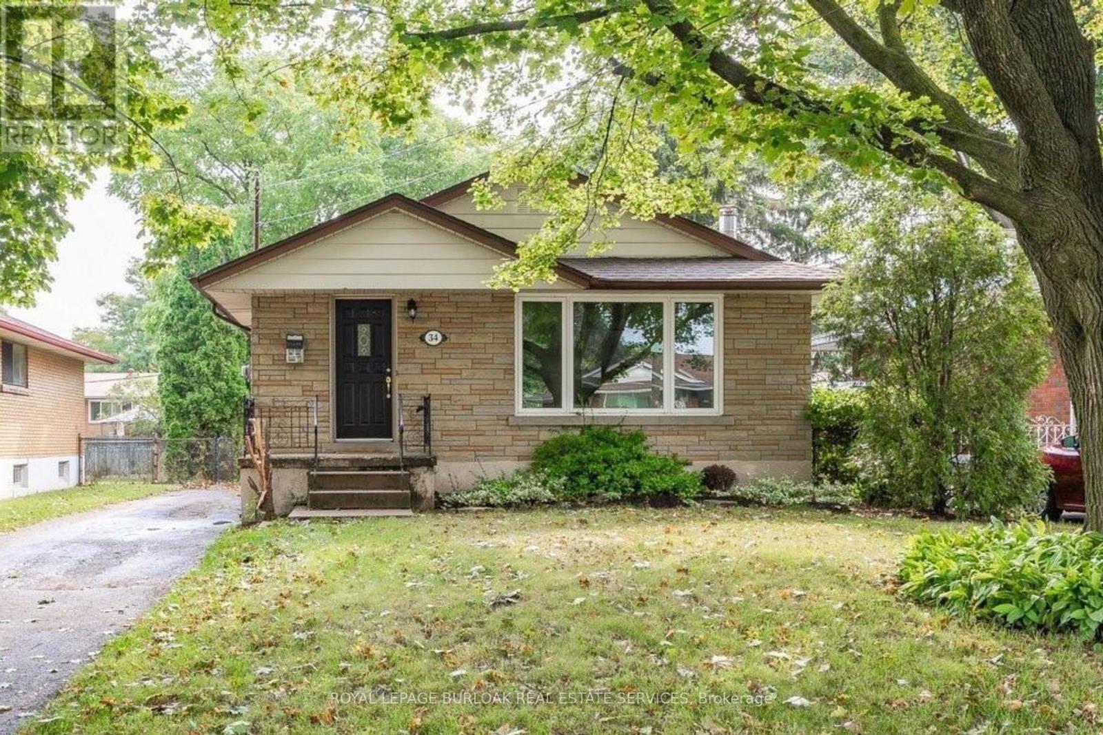 Lower - 34 Briarwood Crescent, Hamilton, Ontario  L9C 4B9 - Photo 1 - X12453529