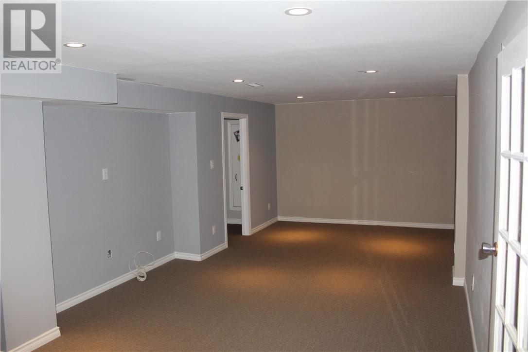 15 Rodney Street, Barrie, Ontario  L4M 4B5 - Photo 16 - 2122025