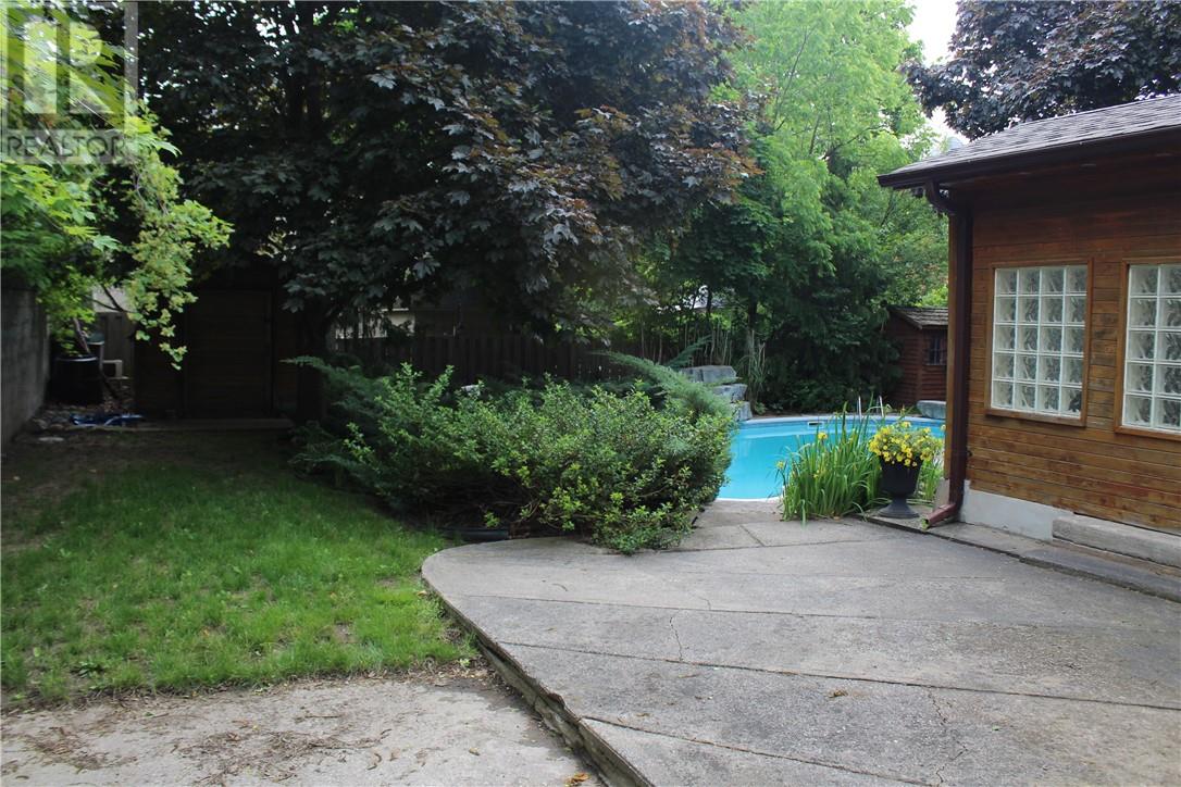 15 Rodney Street, Barrie, Ontario  L4M 4B5 - Photo 28 - 2122025