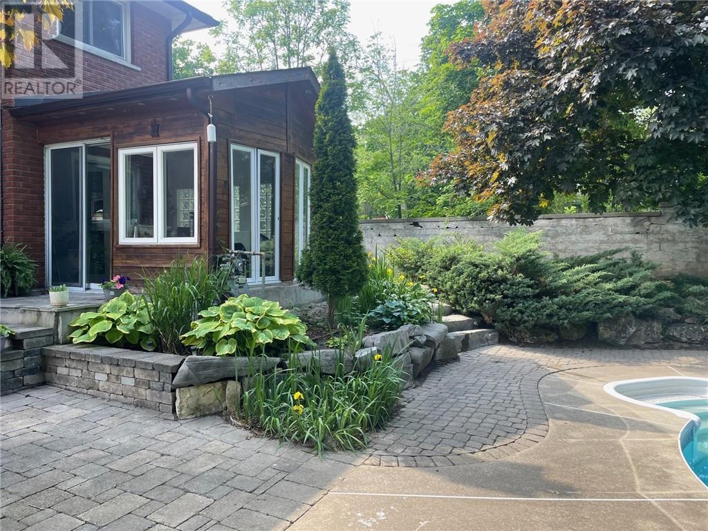 15 Rodney Street, Barrie, Ontario  L4M 4B5 - Photo 36 - 2122025