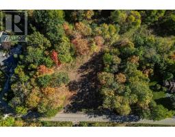 2564 Woodhull Road, London South (South K), Ca