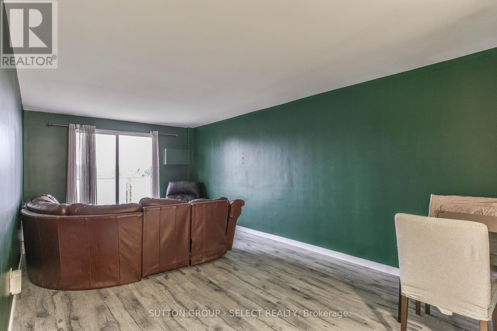 409 - 583 Mornington Avenue, London East (East G), Ontario  N5Y 3E9 - Photo 10 - X12453621