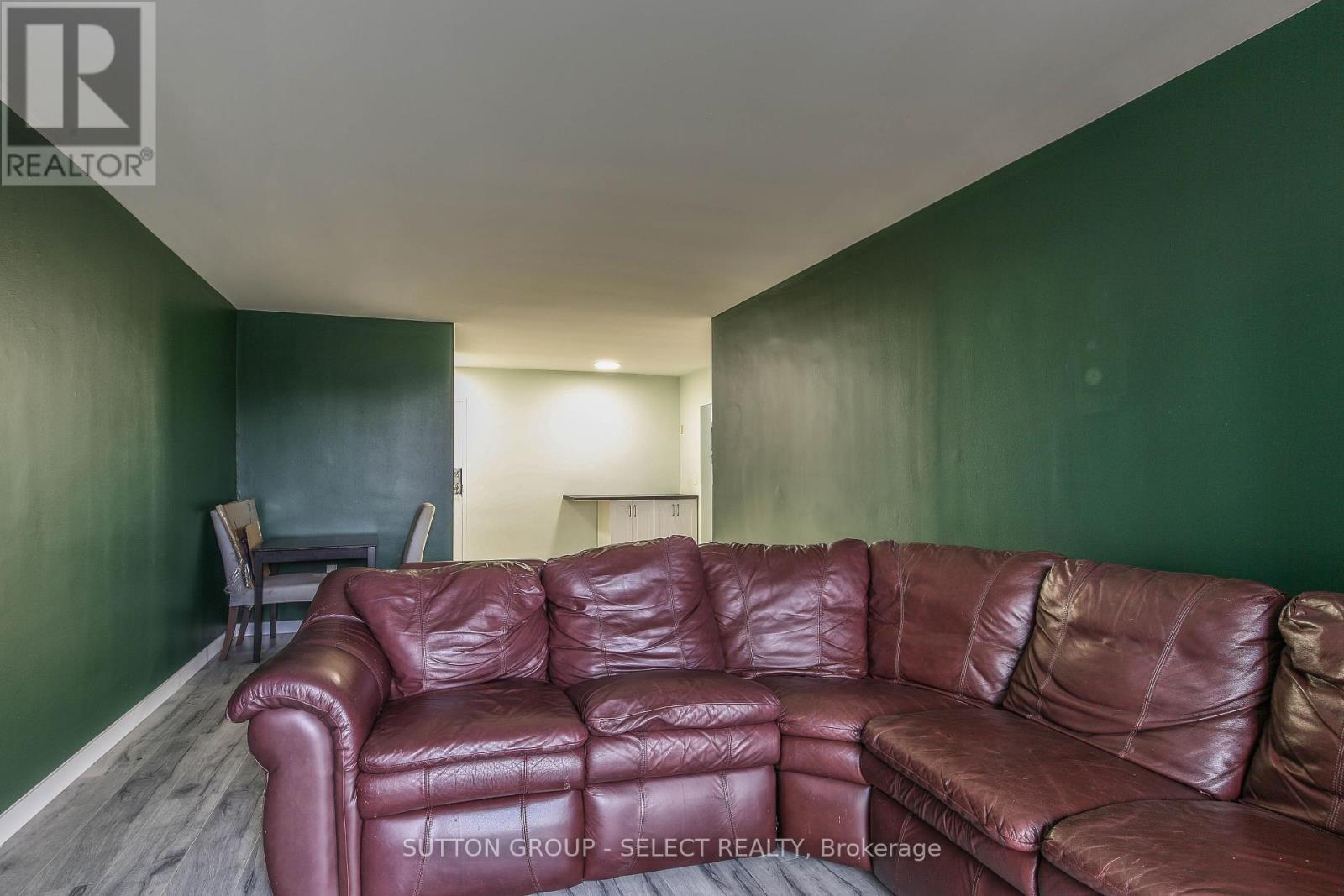 409 - 583 Mornington Avenue, London East (East G), Ontario  N5Y 3E9 - Photo 13 - X12453621