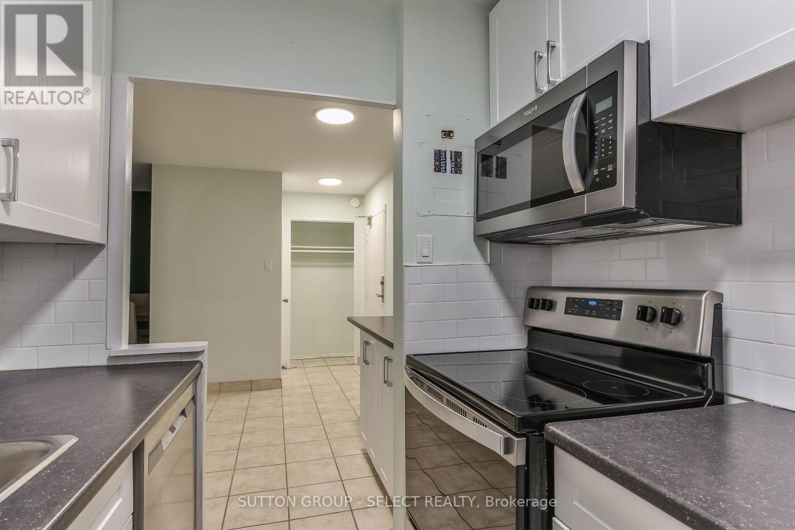 409 - 583 Mornington Avenue, London East (East G), Ontario  N5Y 3E9 - Photo 17 - X12453621