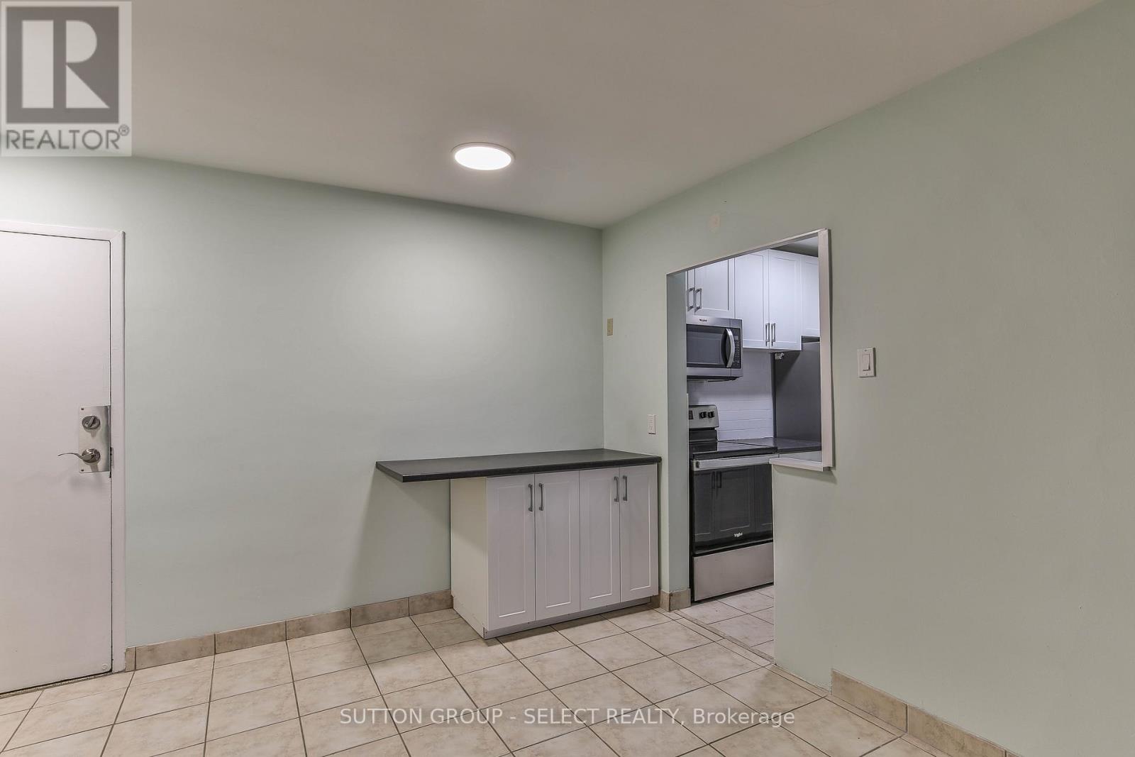 409 - 583 Mornington Avenue, London East (East G), Ontario  N5Y 3E9 - Photo 18 - X12453621