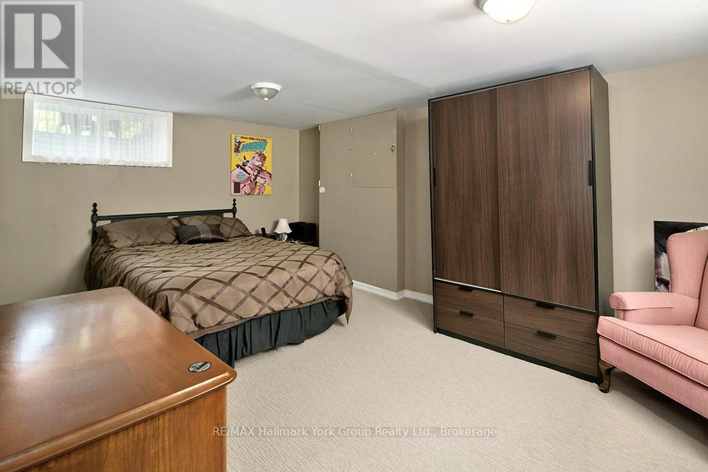 788267 Grey 13 Road, Blue Mountains, Ontario  N0H 1J0 - Photo 42 - X12453571
