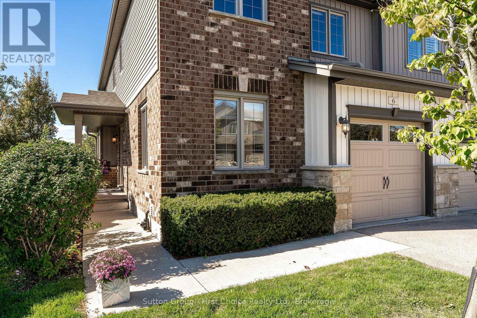 6 - 55 Harrison Street, Stratford, Ontario  N5A 0C9 - Photo 3 - X12453577