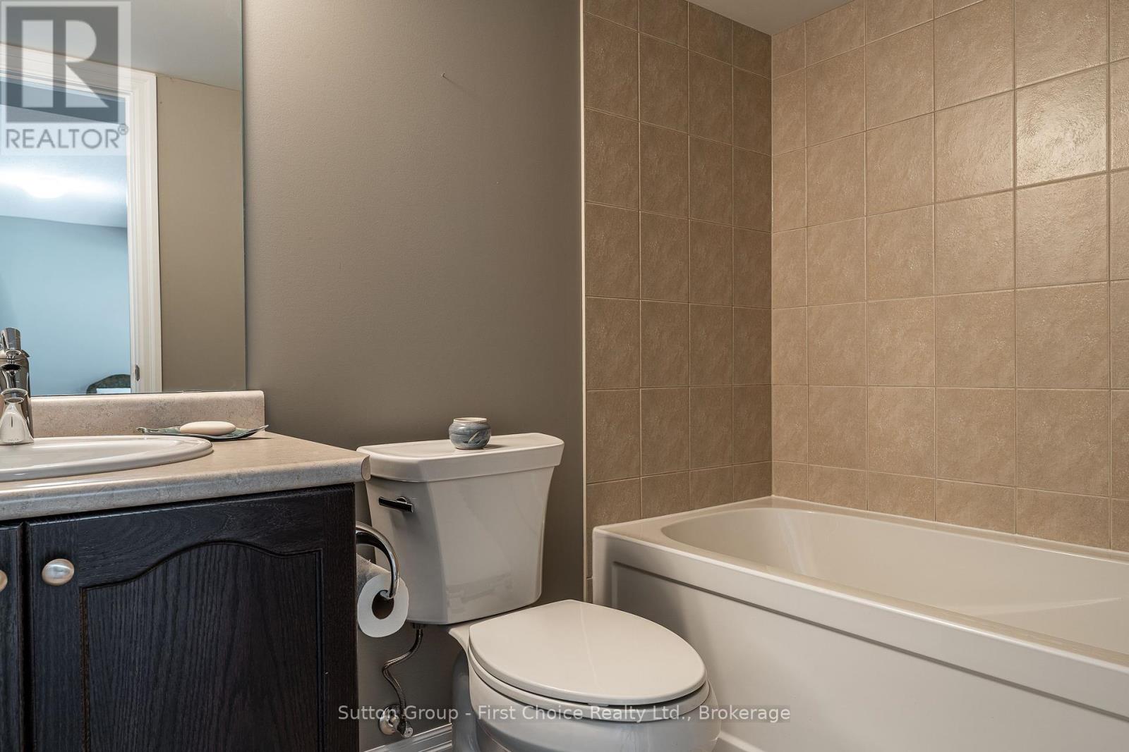 6 - 55 Harrison Street, Stratford, Ontario  N5A 0C9 - Photo 39 - X12453577