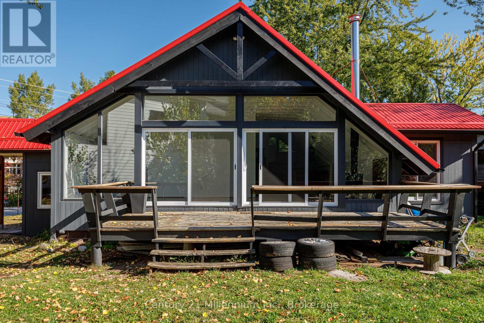 178 Sleepy Hollow Road, Blue Mountains, Ontario  L9Y 0S8 - Photo 42 - X12453584
