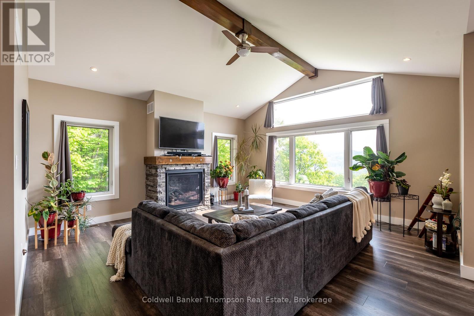 467 Clearwater Lake Road, Huntsville, Ontario  P0B 1L0 - Photo 11 - X12453586