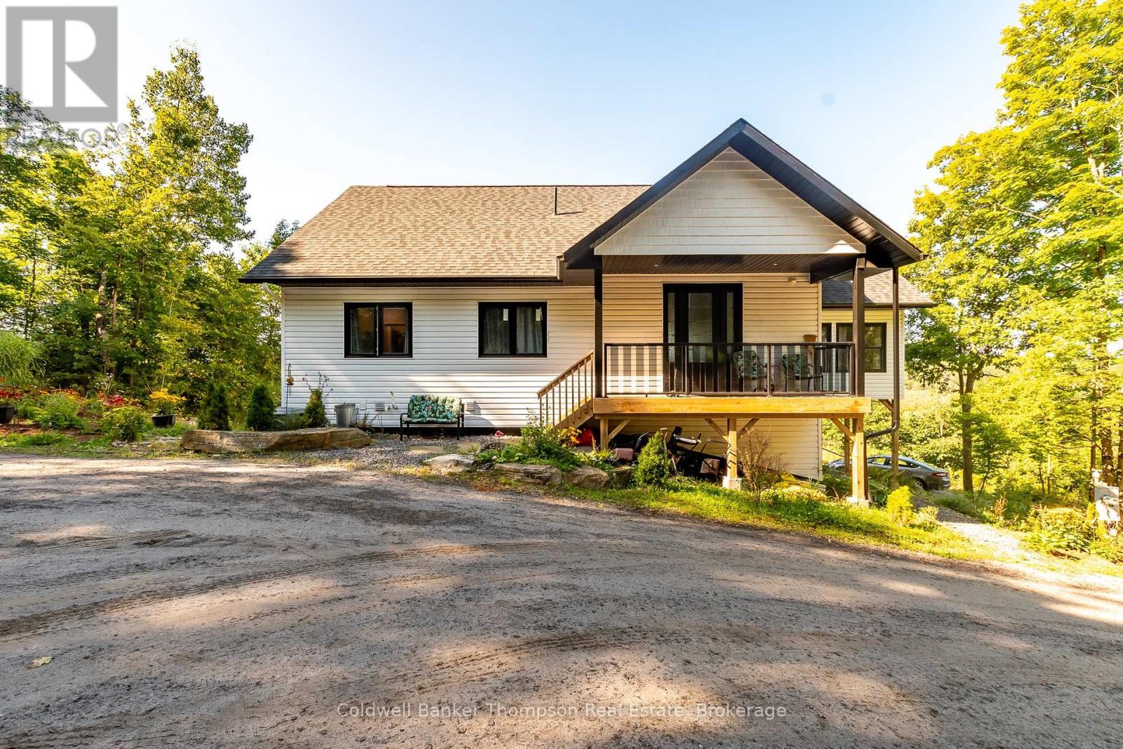 467 Clearwater Lake Road, Huntsville, Ontario  P0B 1L0 - Photo 2 - X12453586