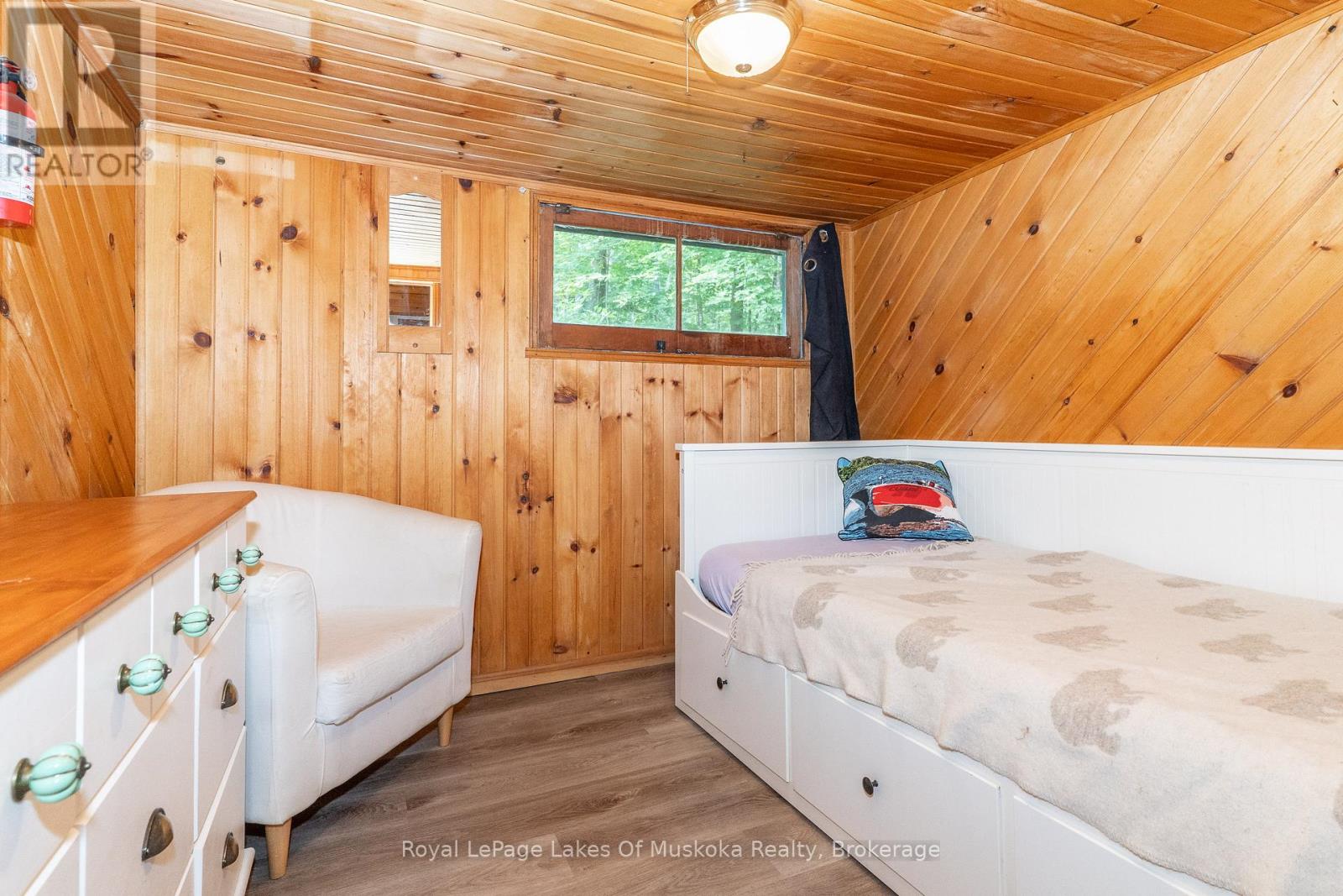 1072 Long Lake Road, Muskoka Lakes (Wood (Muskoka Lakes)), Ontario  P0C 1A0 - Photo 7 - X12453613