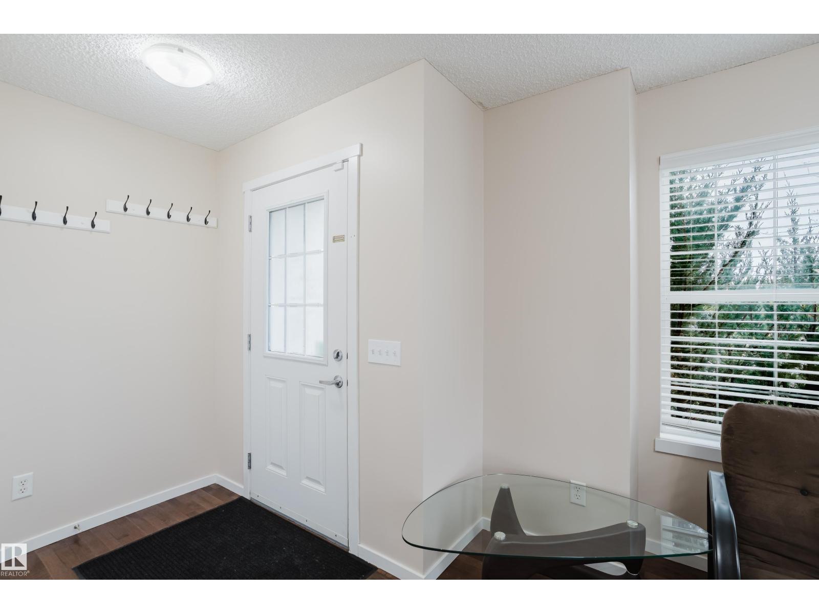 6028 3 Av Sw, Edmonton, Alberta  T6X 0E6 - Photo 3 - E4461425