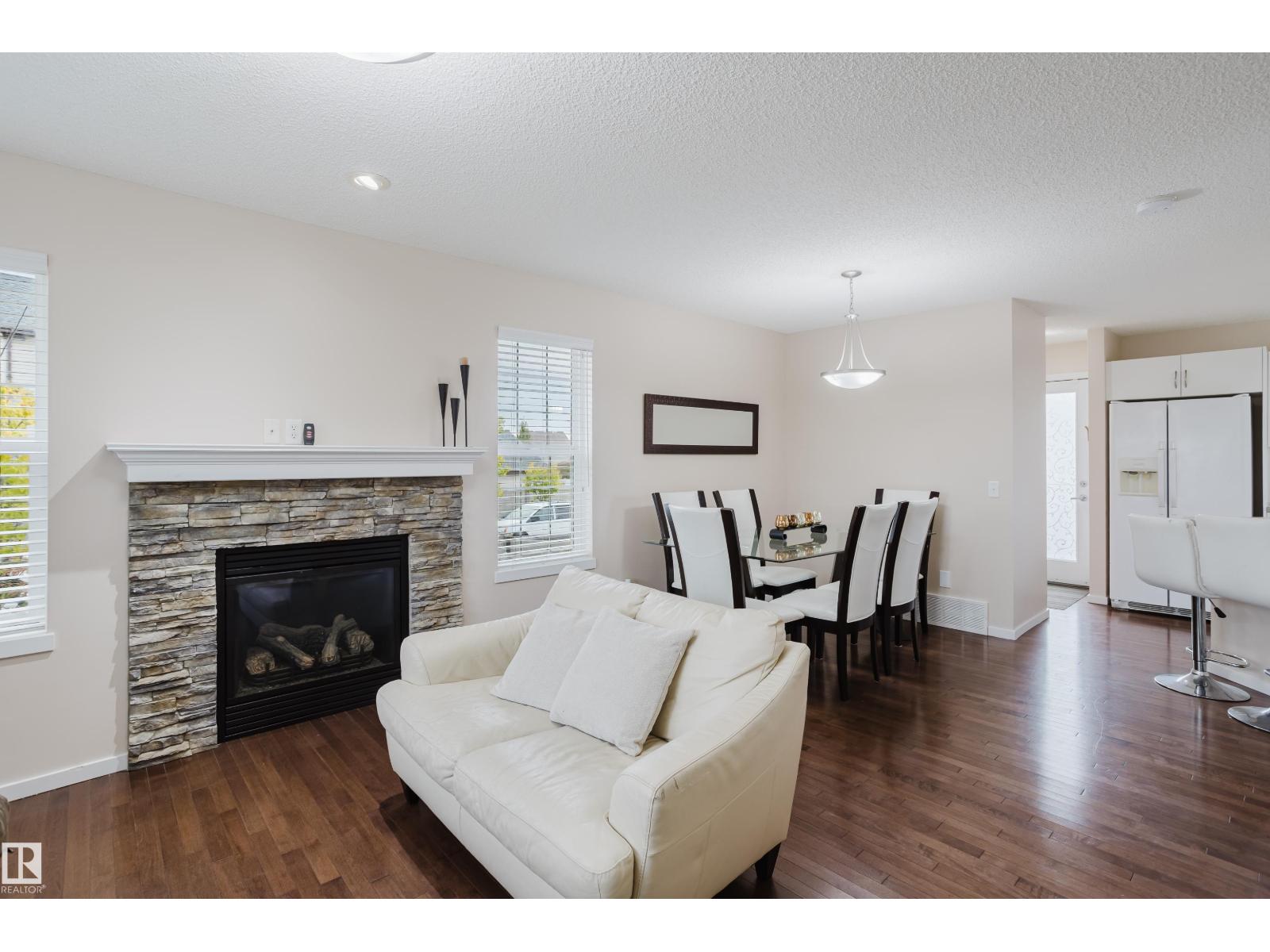 6028 3 Av Sw, Edmonton, Alberta  T6X 0E6 - Photo 4 - E4461425