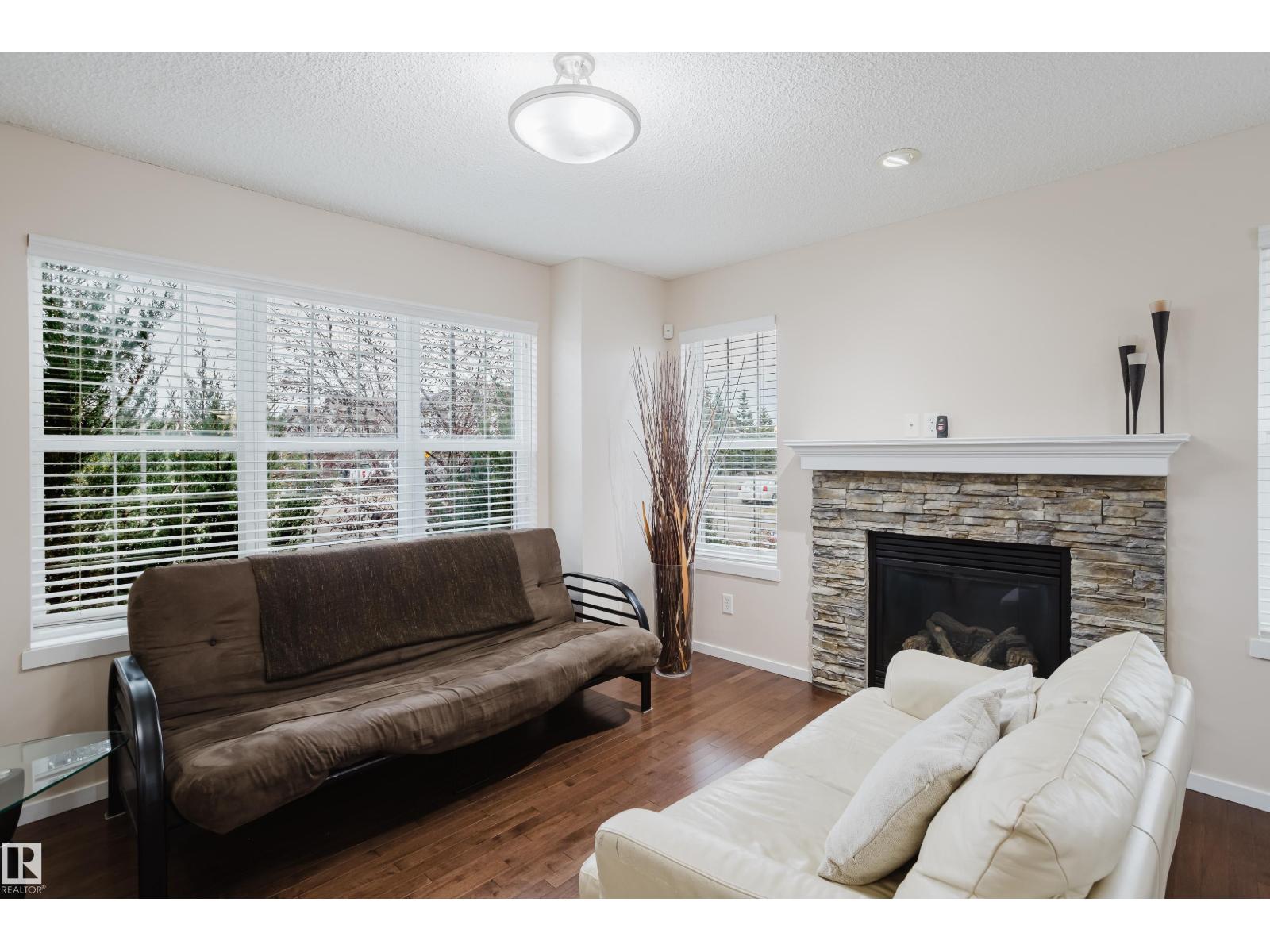 6028 3 Av Sw, Edmonton, Alberta  T6X 0E6 - Photo 5 - E4461425
