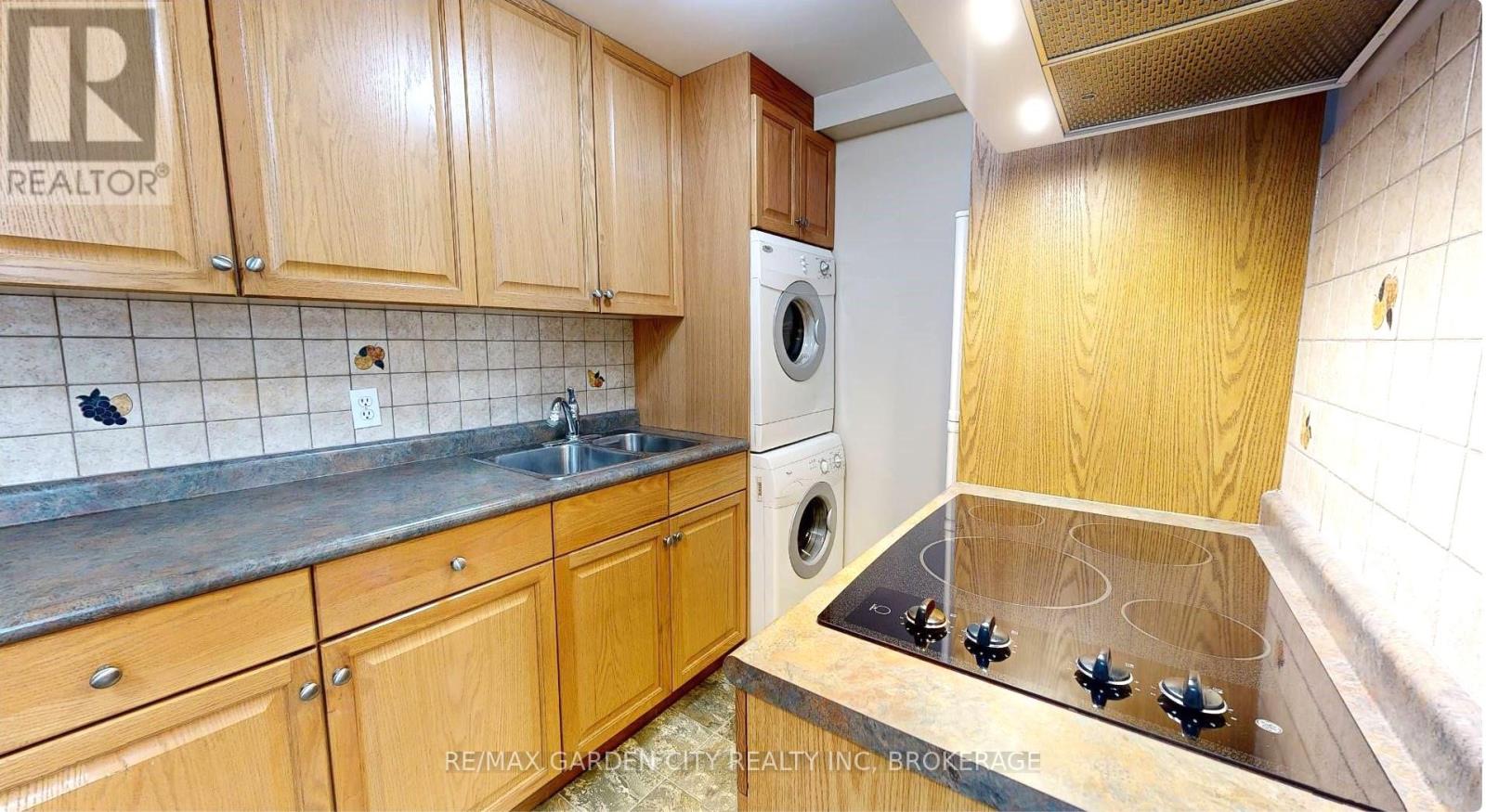 119 Main Street W, Grimsby, Ontario  L3M 3Y1 - Photo 28 - X12453595
