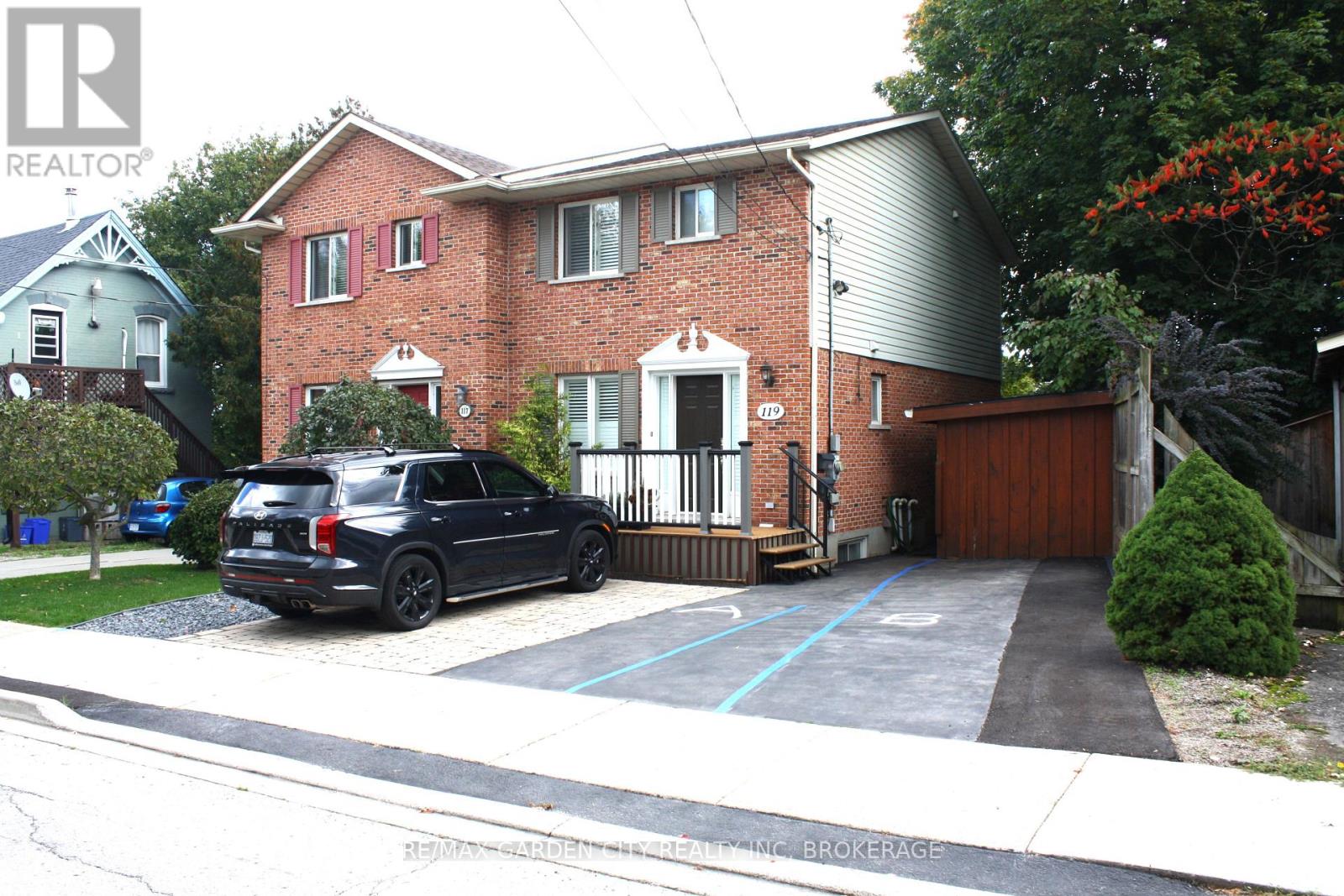 119 Main Street W, Grimsby, Ontario  L3M 3Y1 - Photo 43 - X12453595