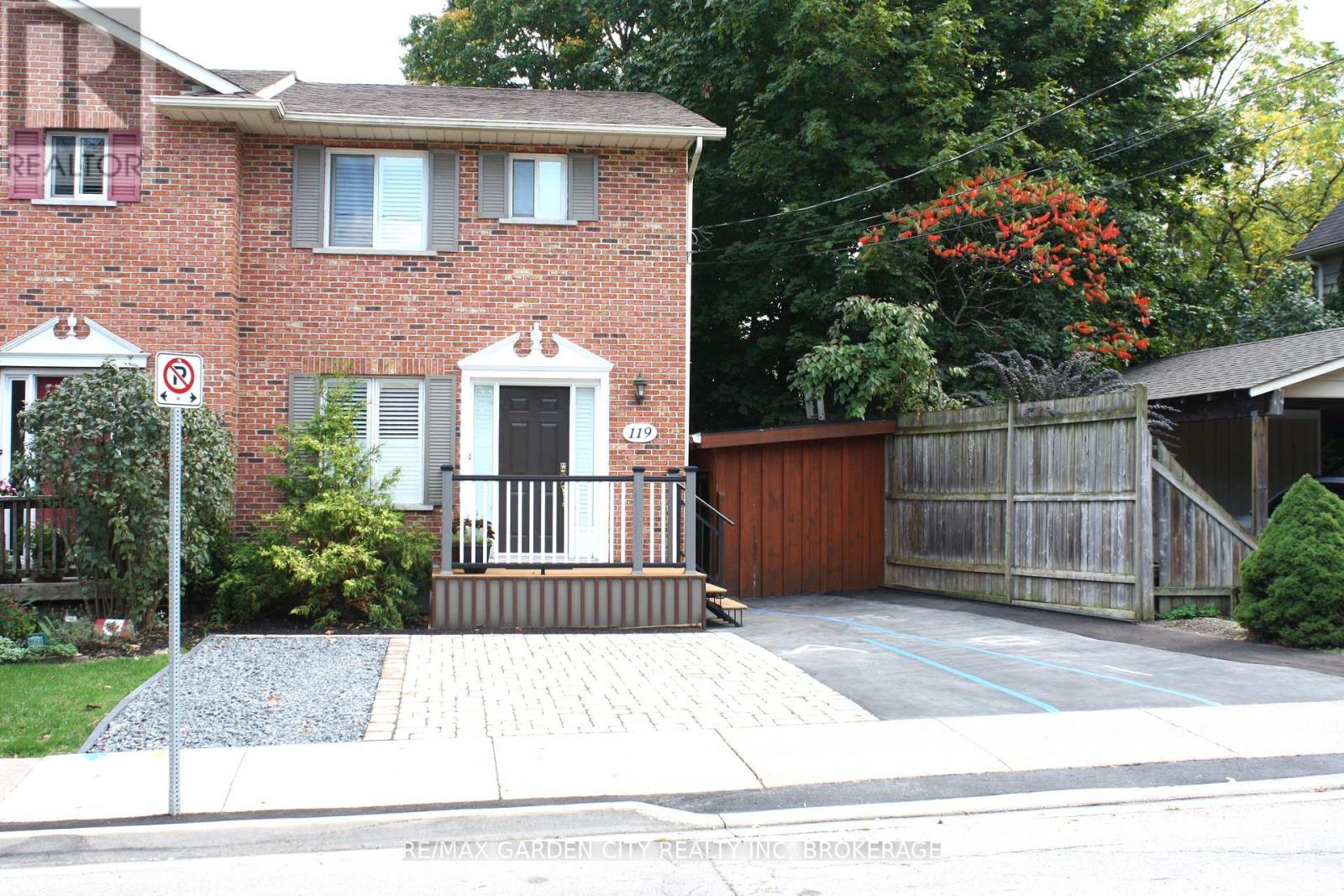 119 Main Street W, Grimsby, Ontario  L3M 3Y1 - Photo 50 - X12453595