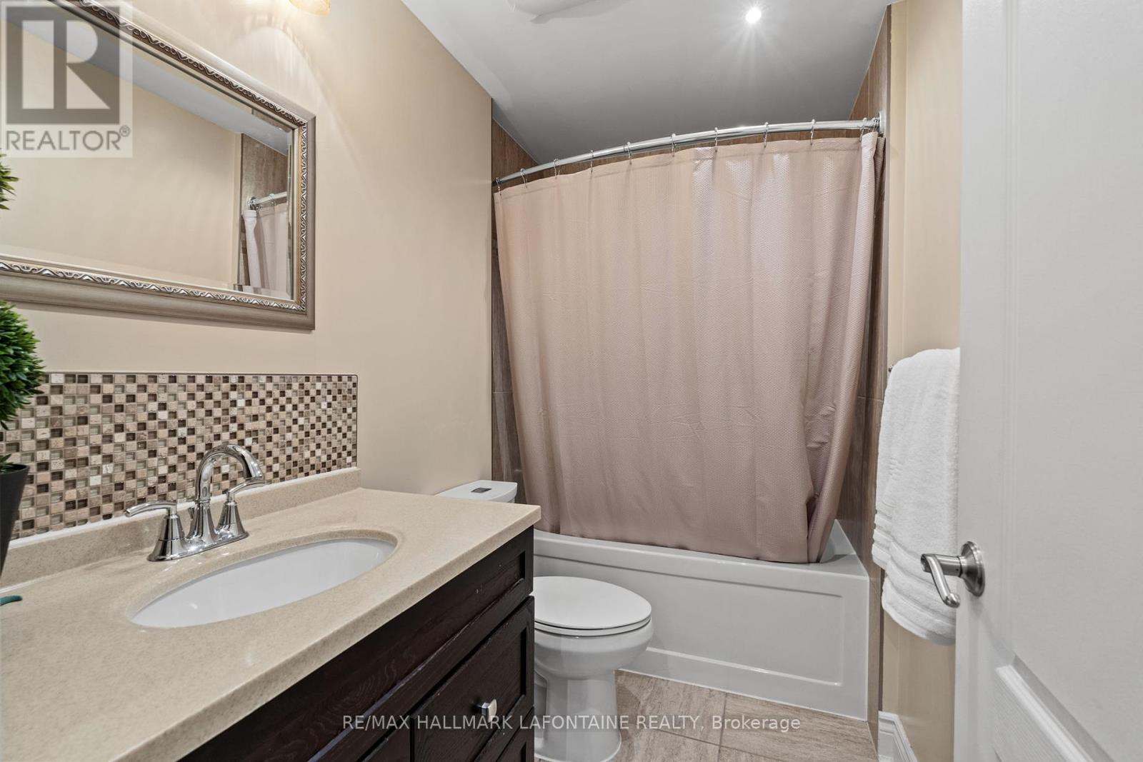 3202 River Rock Avenue, Ottawa, Ontario  K2J 0T7 - Photo 27 - X12371132