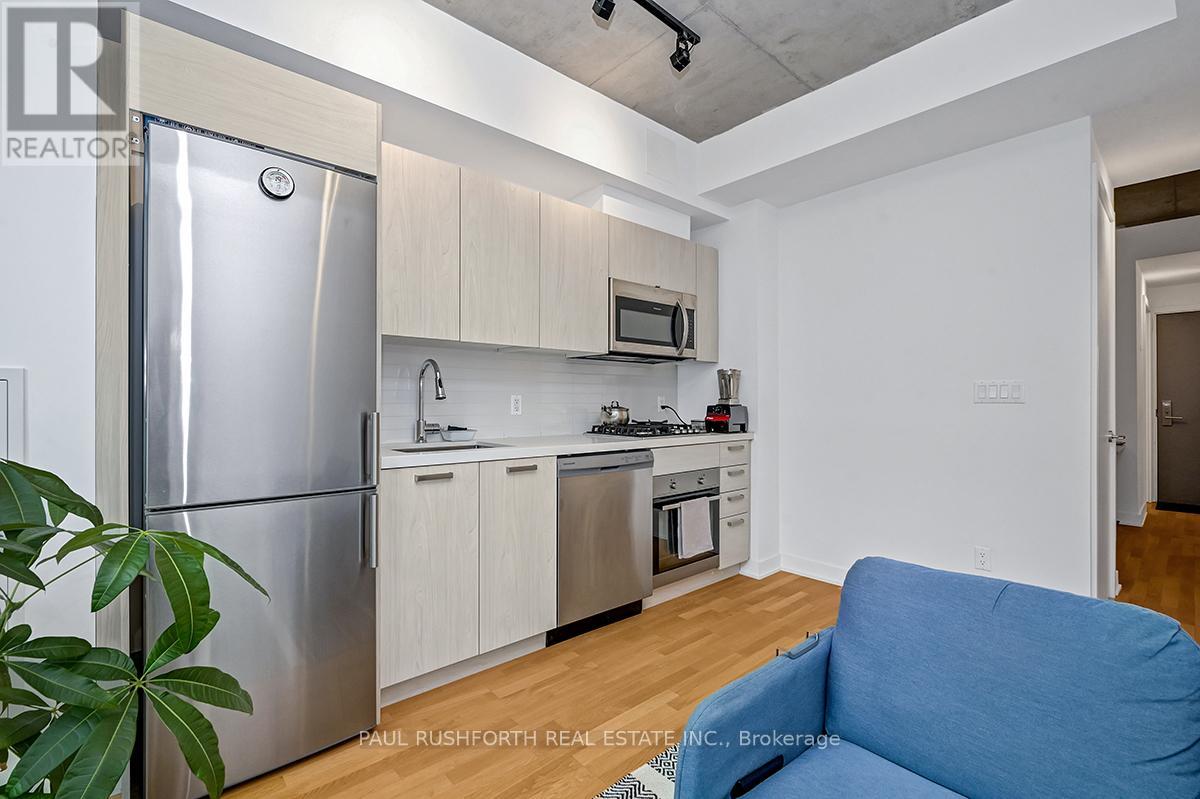 206 - 203 Catherine Street, Ottawa, Ontario  K2P 1J5 - Photo 4 - X12451744