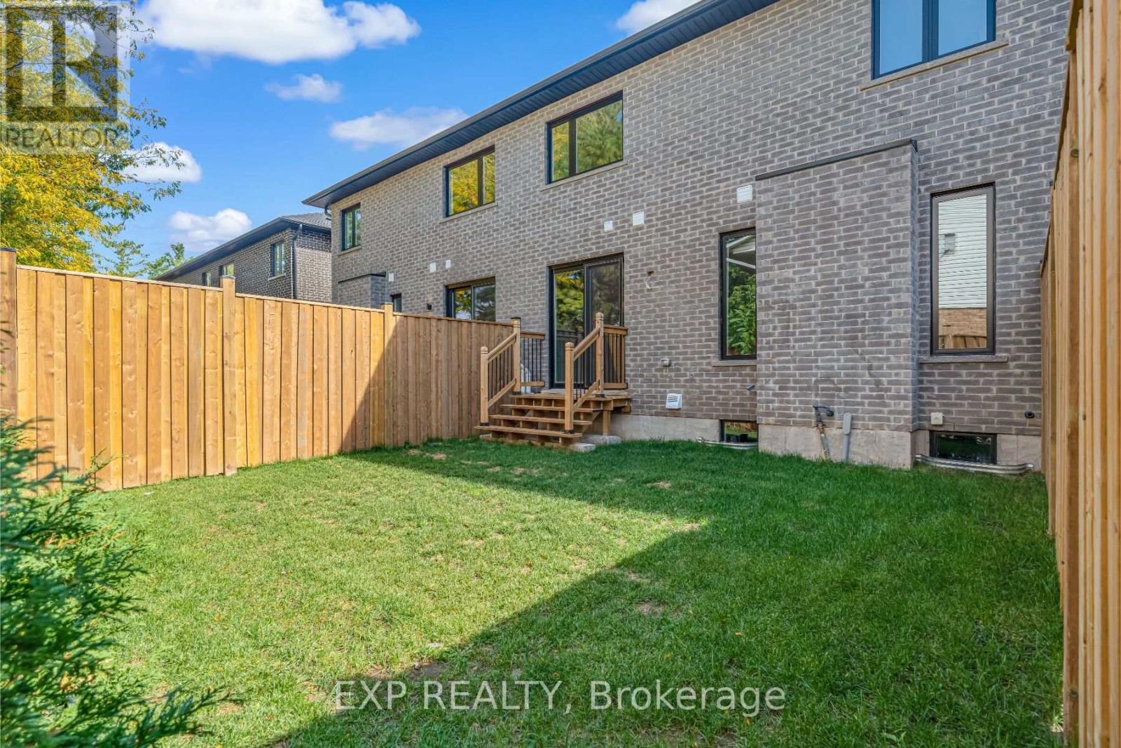 8 - 2154 Walkers Line, Burlington, Ontario  L7M 3R9 - Photo 41 - W12433000