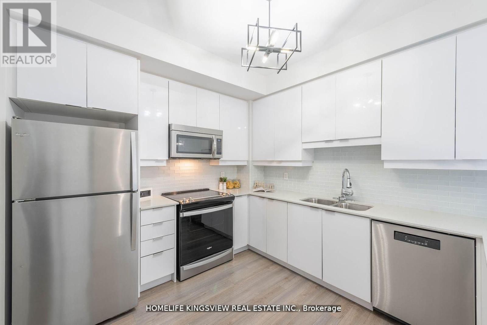 808 - 2910 Highway 7 Road W, Vaughan, Ontario  L4K 0H8 - Photo 12 - N12324934