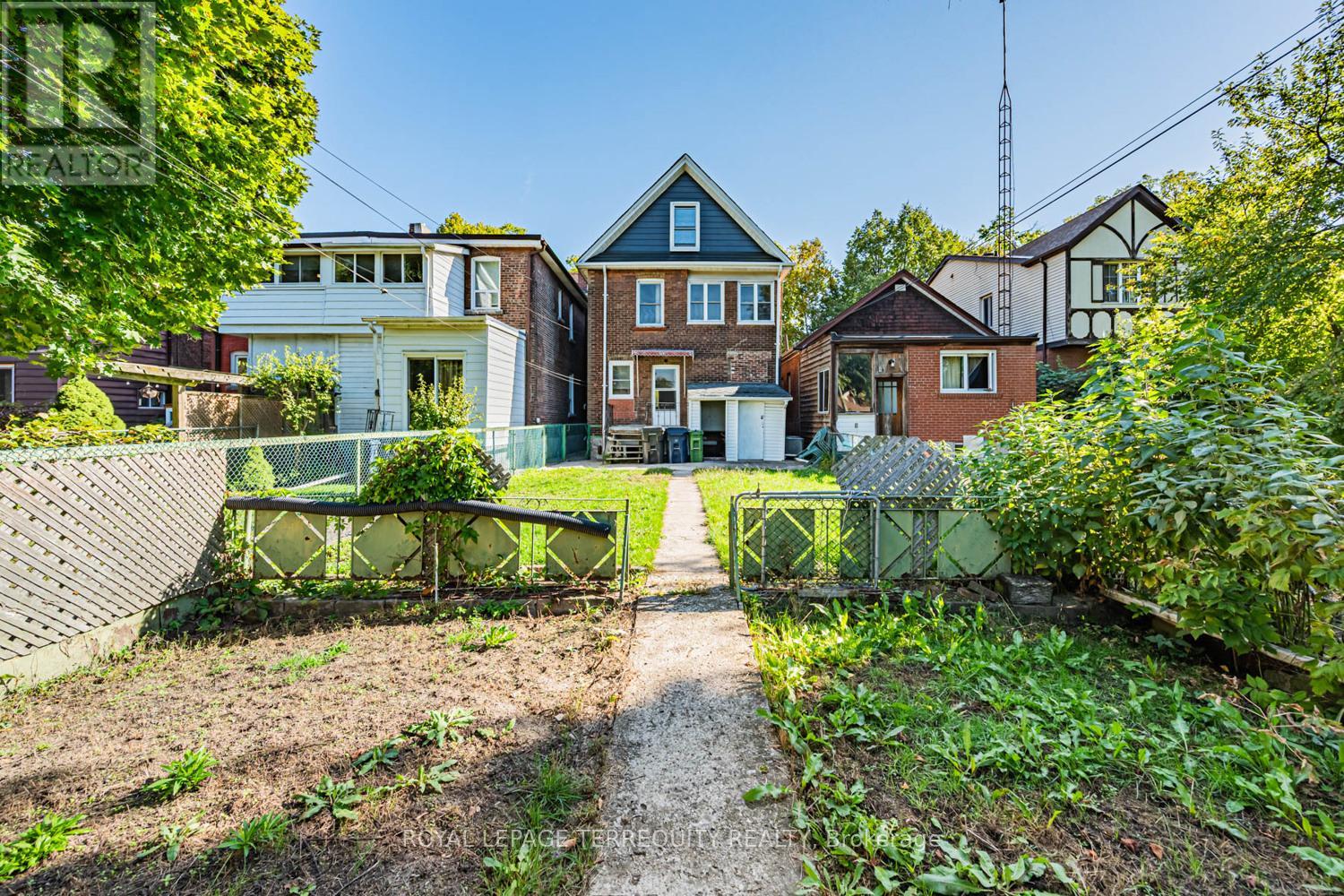 578 DURIE STREET, Toronto, Ontario