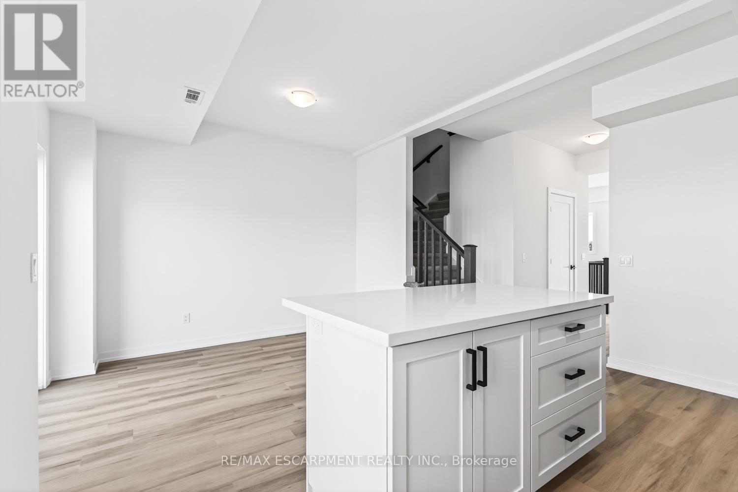36 - 70 Kenesky Drive, Hamilton, Ontario  L0R 2H7 - Photo 20 - X12435429