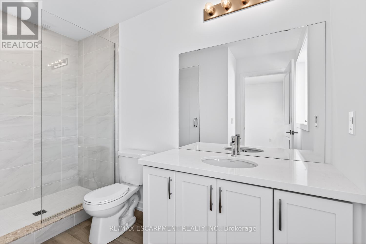 36 - 70 Kenesky Drive, Hamilton, Ontario  L0R 2H7 - Photo 33 - X12435429