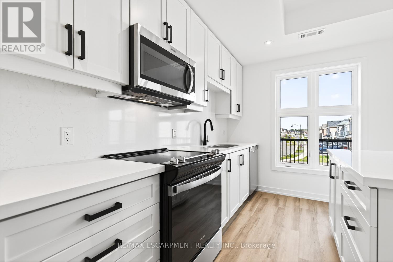 36 - 70 Kenesky Drive, Hamilton, Ontario  L0R 2H7 - Photo 18 - X12435429