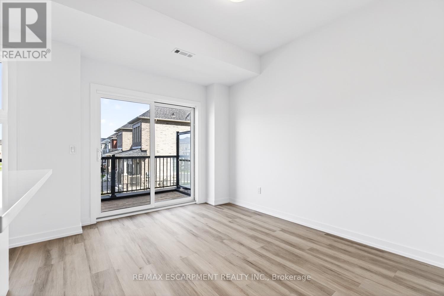 36 - 70 Kenesky Drive, Hamilton, Ontario  L0R 2H7 - Photo 22 - X12435429
