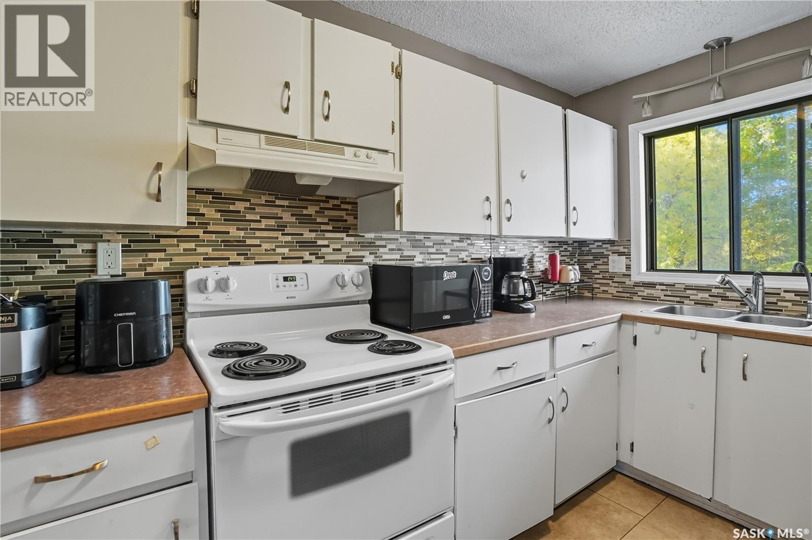 338 Cedar Meadow Drive, Regina, Saskatchewan  S4X 3J5 - Photo 8 - SK020491