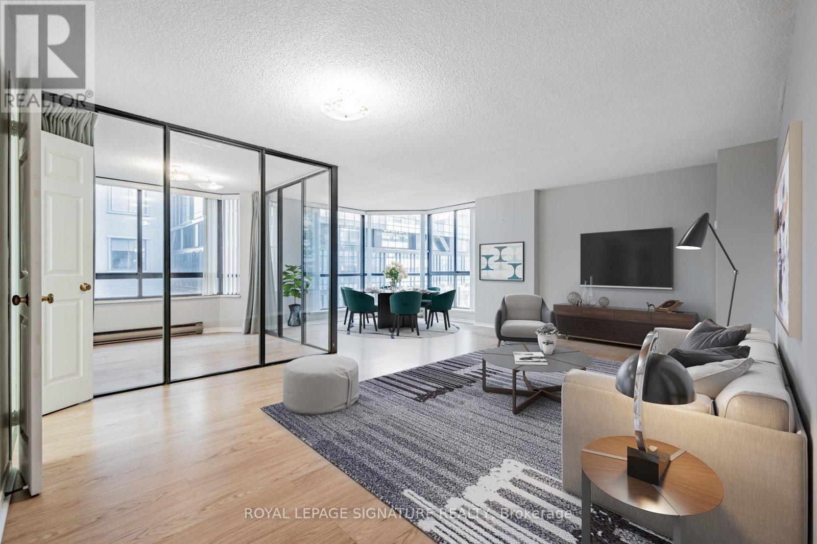 509 - 280 Simcoe Street, Toronto, Ontario  M5T 2Y5 - Photo 1 - C12453548