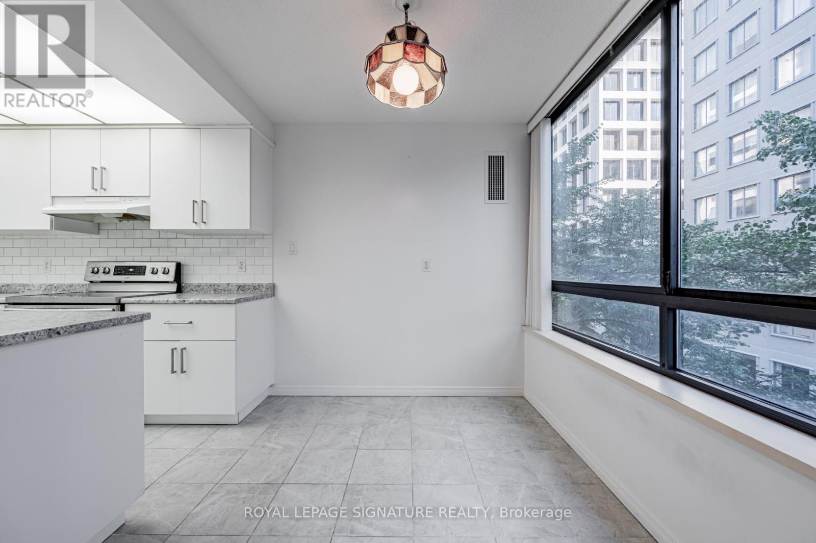 509 - 280 Simcoe Street, Toronto, Ontario  M5T 2Y5 - Photo 12 - C12453548