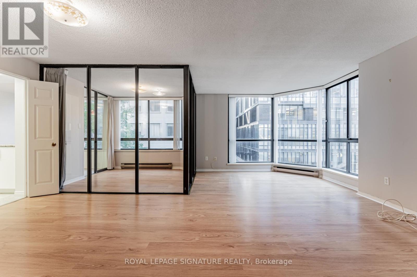509 - 280 Simcoe Street, Toronto, Ontario  M5T 2Y5 - Photo 4 - C12453548