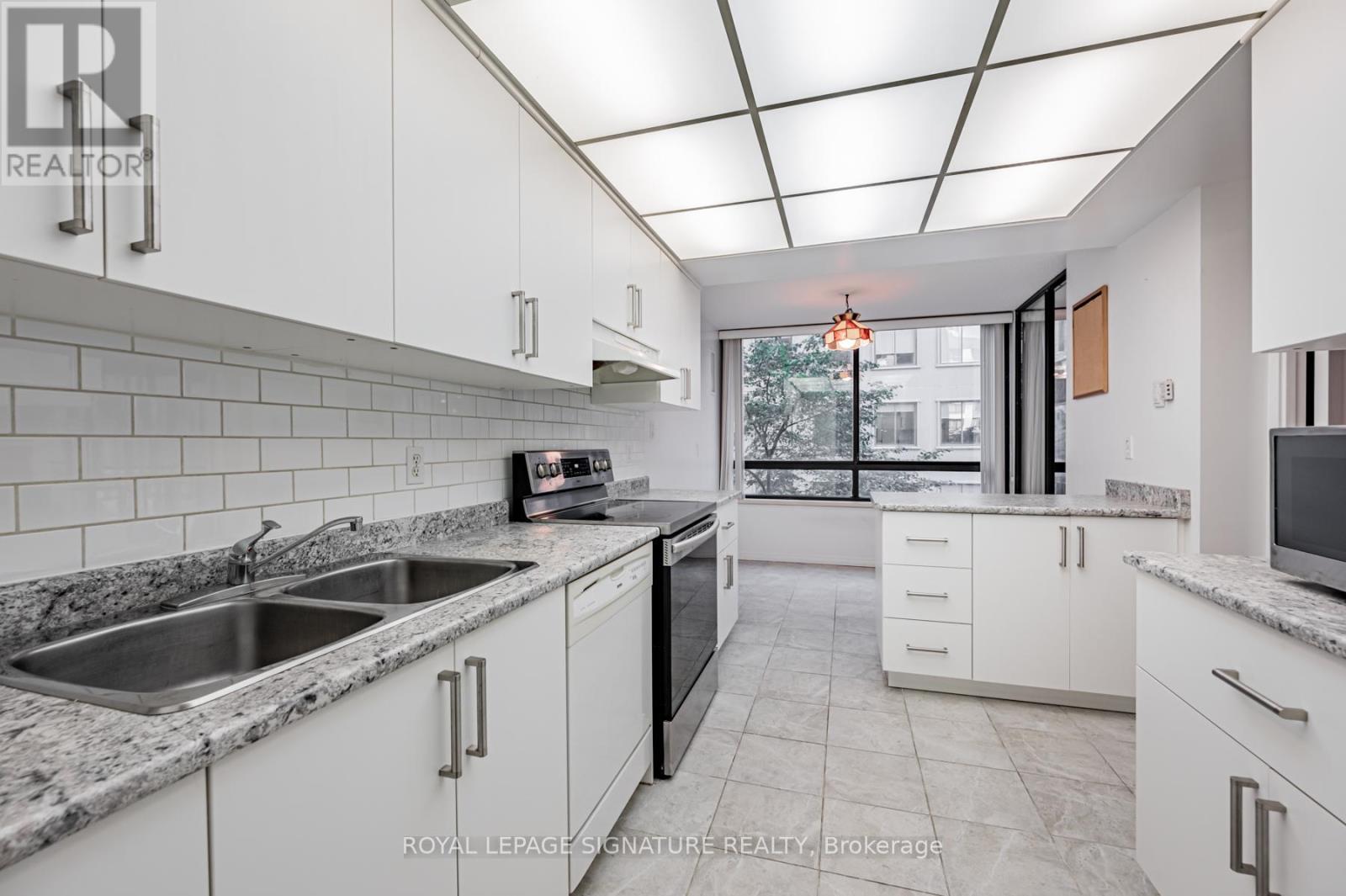 509 - 280 Simcoe Street, Toronto, Ontario  M5T 2Y5 - Photo 9 - C12453548