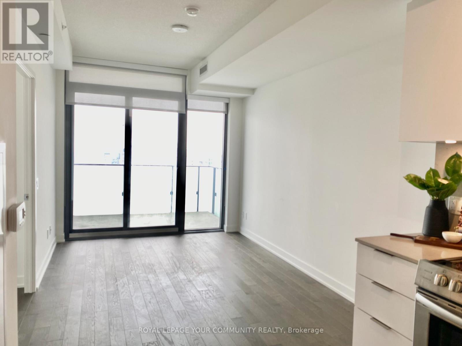 2701 - 25 Richmond Street E, Toronto, Ontario  M5C 0A6 - Photo 4 - C12453624
