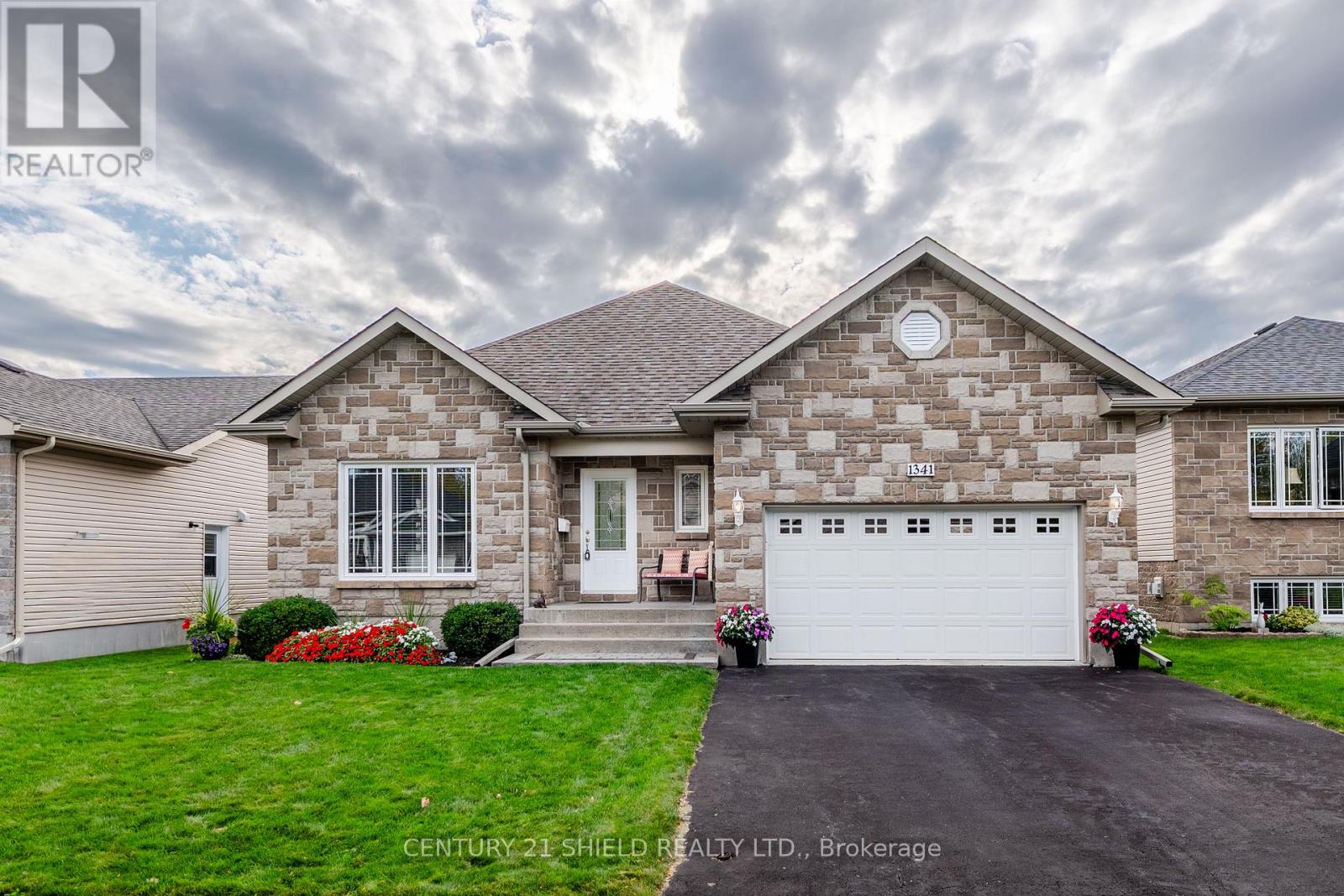 1341 Arba Court, Cornwall, Ontario  K6H 0A9 - Photo 1 - X12453702