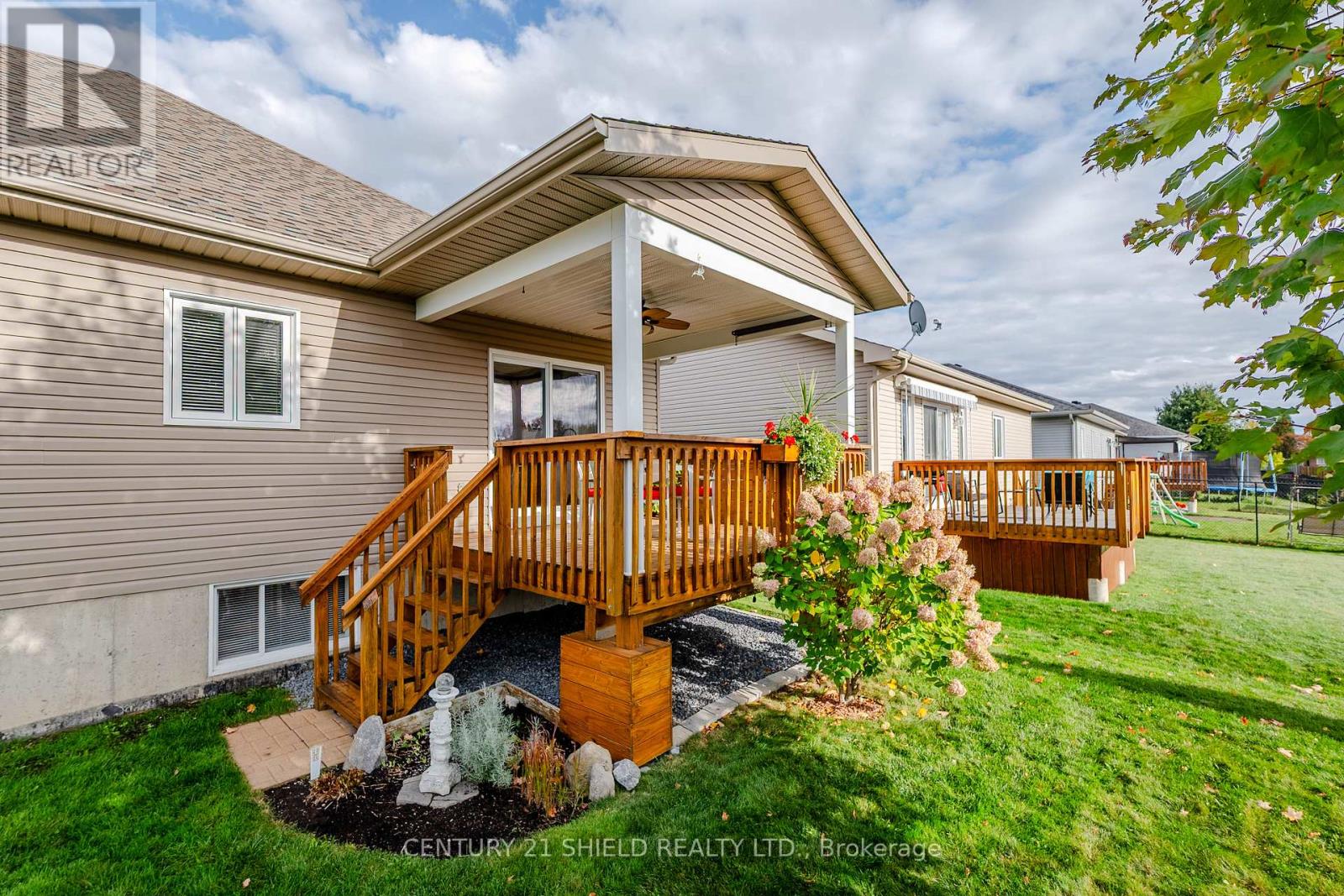 1341 Arba Court, Cornwall, Ontario  K6H 0A9 - Photo 5 - X12453702