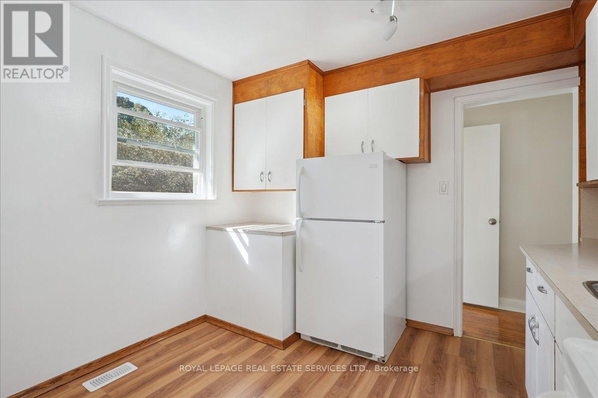 24 Fulham Street, Toronto (Agincourt South-Malvern West), Ontario  M1S 2A4 - Photo 11 - E12453565