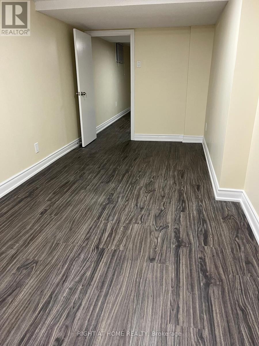 35 Commonwealth Avenue, Toronto, Ontario  M1K 4K1 - Photo 8 - E12453622