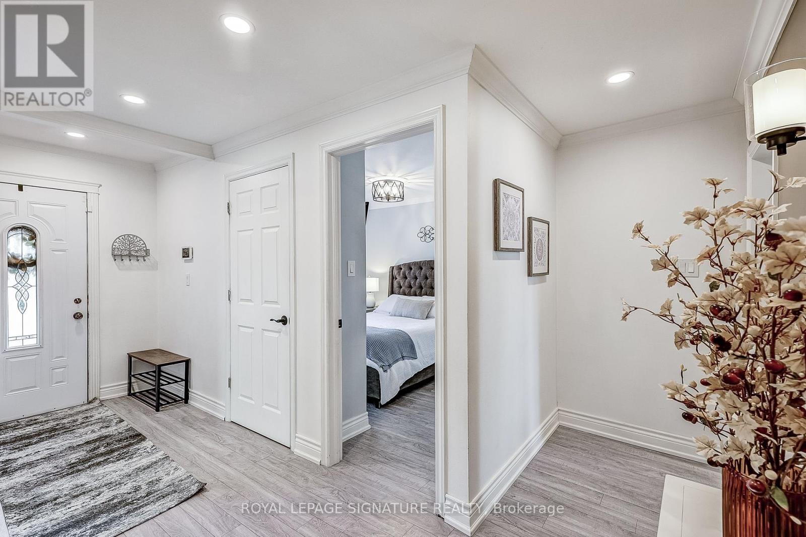 26 George Street, Ajax (Central), Ontario  L1S 1S5 - Photo 6 - E12453629