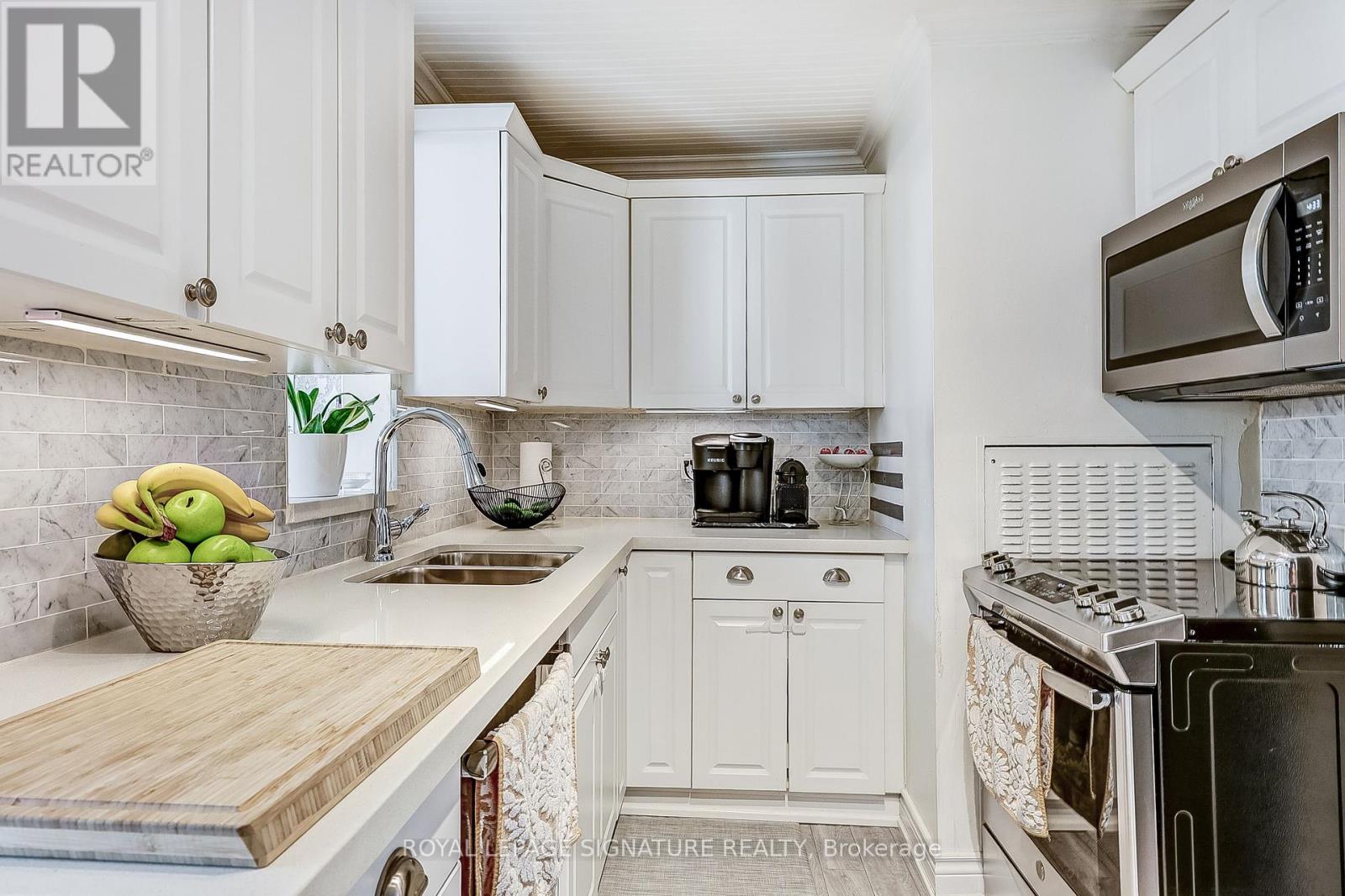 26 George Street, Ajax (Central), Ontario  L1S 1S5 - Photo 7 - E12453629