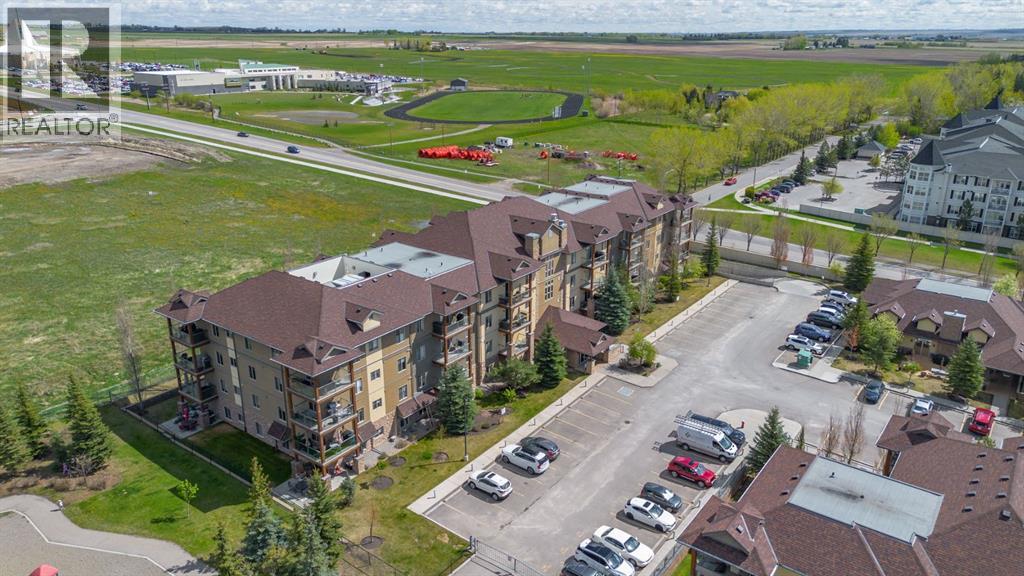 4214, 92 Crystal Shores Road, Okotoks, Alberta  T1S 2N2 - Photo 35 - A2263113