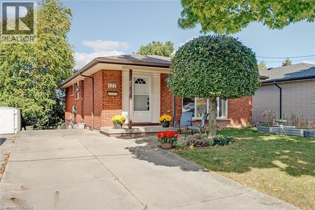 177 Lavina Crescent, Hamilton, Ontario  L9C 5S8 - Photo 1 - 40776880
