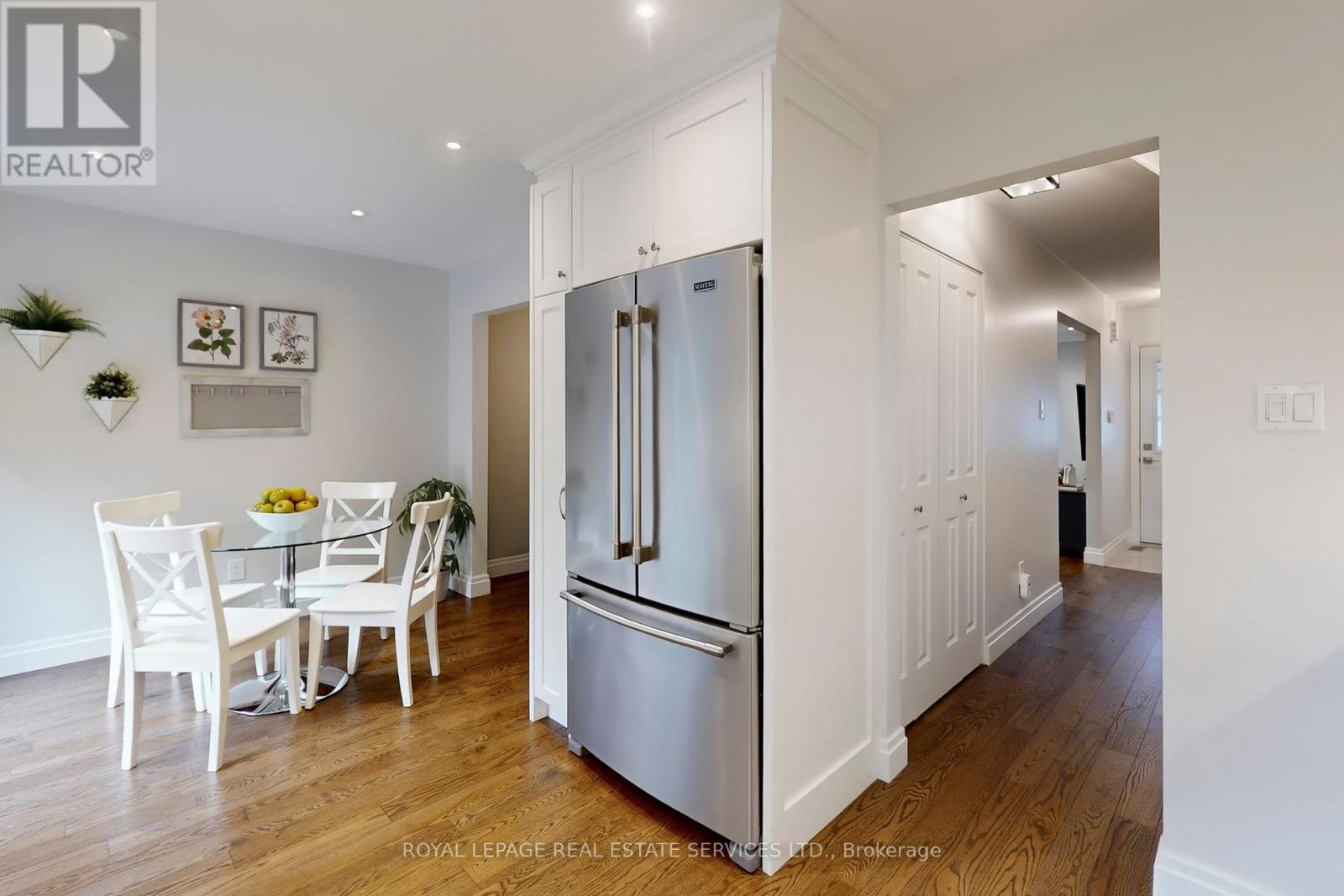28 Rejane Crescent, Vaughan (Crestwood-Springfarm-Yorkhill), Ontario  L4J 5A1 - Photo 14 - N12453588