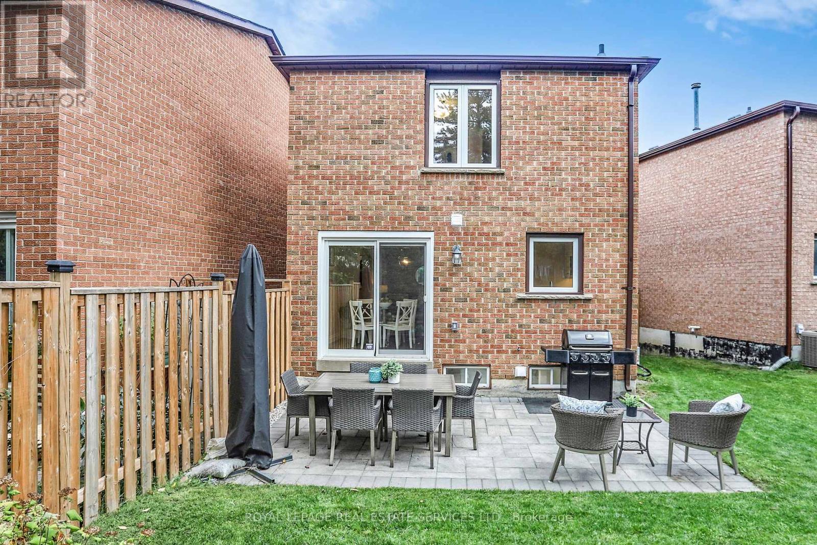 28 Rejane Crescent, Vaughan (Crestwood-Springfarm-Yorkhill), Ontario  L4J 5A1 - Photo 32 - N12453588